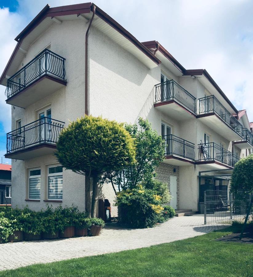 Pokoje Goscinne Matiz Karwia Bagian luar foto